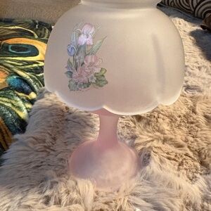 Vintage Westmoreland Pink Floral Frosted Fairy Lamp